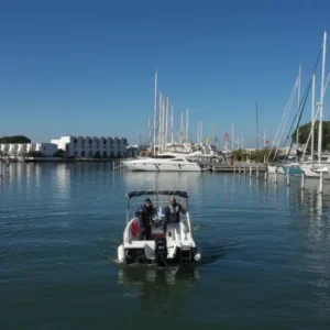 Des manœuvres portuaires pour le passage du permis bateau au Cercle Nautique by Cefom